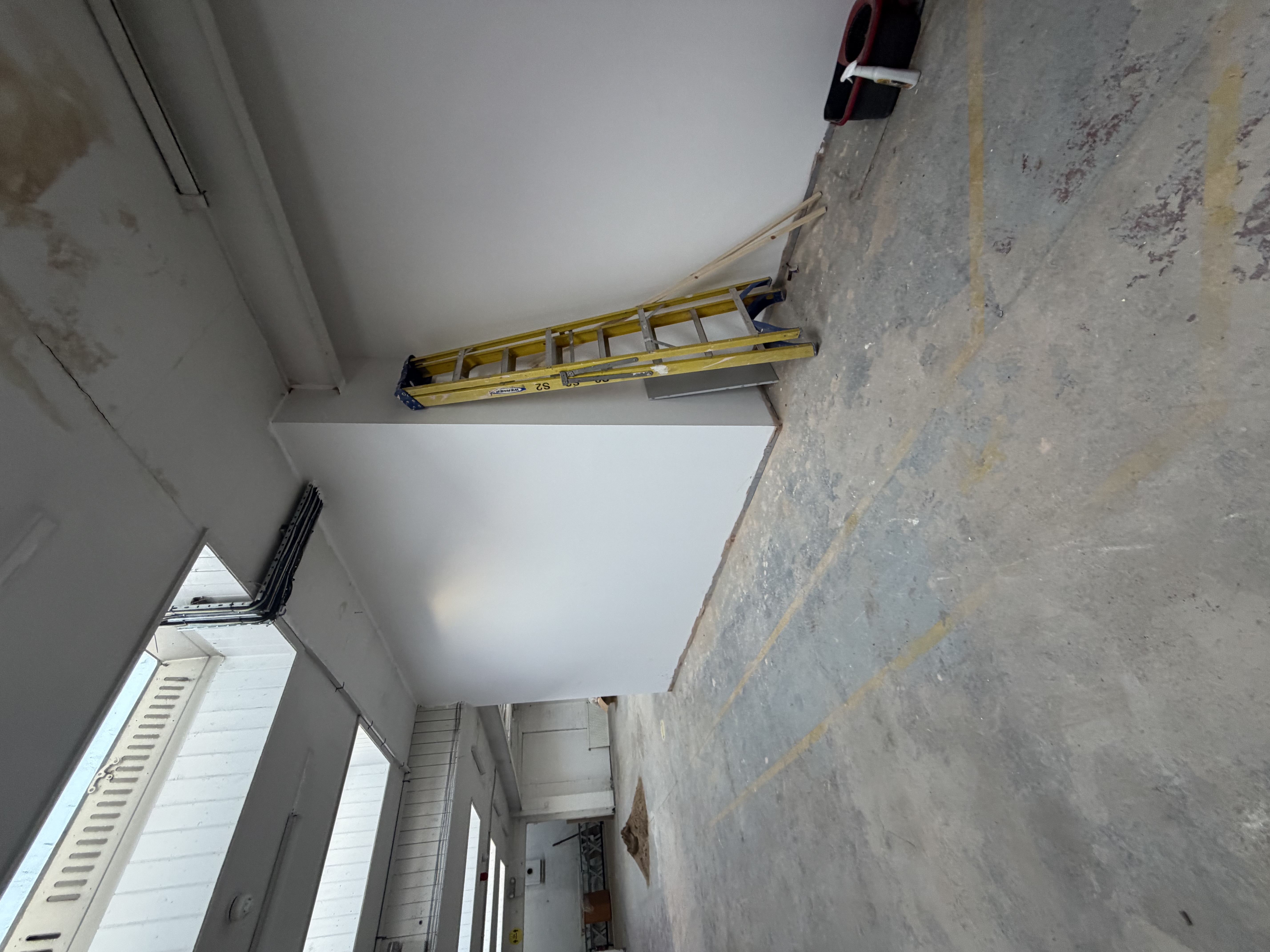 Spacious Industrial Warehouse with Roller Shutter Access